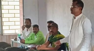 कलियासोल: JMM कलियासोल प्रखंड समिति की इंटर कॉलेज में महत्वपूर्ण बैठक, कई सक्रिय कार्यकर्ता रहे उपस्थित