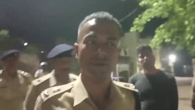 सासाराम: रोहतास पुलिस अधीक्षक ने ईद व रामनवमी को लेकर सभी रूटों का किया निरीक्षण