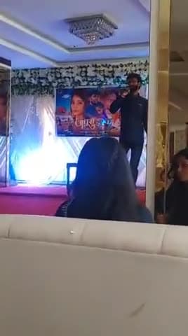 शॉर्ट मूवी के स्क्रीनिंग इवेंट में लाईव परफॉर्मेंस 
Mrj के टाप सिंगर (करन सिंह चौधरी के) द्वारा 
#अधूरा_ईश्क jems hotal