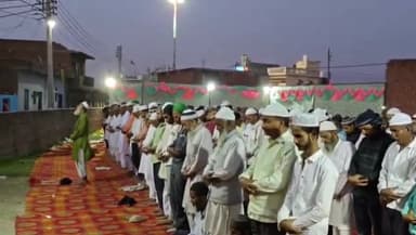 सहावर: अमांपुर के चेयरमैन चांद अली ने इस्लामिया स्कूल परिसर में कराया रोजा इफ्तार