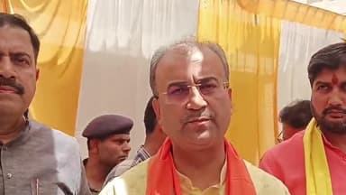 थावे: बिहार में फिर से एनडीए की सरकार बनेगी, गृह मंत्री भरेंगे हुंकार: धतिवना गांव में स्वास्थ्य मंत्री मंगल पांडेय का दावा