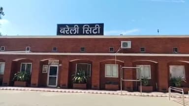 बरेली: बरेली सिटी स्टेशन पर नाबालिग से दरिंदगी मामले में महिला आयोग की सदस्य पुष्पा पांडे ने घटनास्थल का किया निरीक्षण