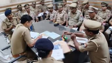 बिलारी: एसपी देहात कुंवर आकाश सिंह ने थाना बिलारी में पुलिस कर्मियों के साथ की बैठक
