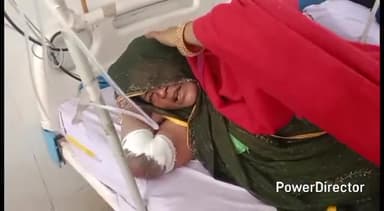 कर्वी: भरतकूप के रसिन मोड़ के पास चलती बाइक से गिरकर महिला हुई घायल, जिला अस्पताल में कराया गया भर्ती