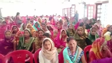 लखीमपुर: विलोबी हाल में महिला स्वच्छता समिति की एकदिवसीय बैठक, बैठक के बाद पांच सूत्रीय समस्याओं को लेकर सौंपा जाएगा ज्ञापन