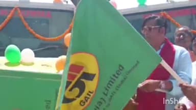 गोरखपुर: सदर सांसद रवि किशन शुक्ला ने 2 मोबाइल मेडिकल यूनिट को हरी झंडी दिखाकर और ओपन जिम का फीता काटकर किया शुभारंभ