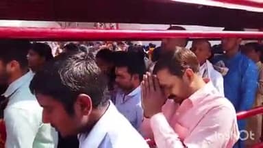 थावे: चैत्र नवरात्र के दूसरे दिन थावे दुर्गा मंदिर में उमड़ी भक्तों की भीड़, सुरक्षा के लिए जवान तैनात