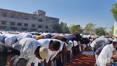 छिबरामऊ: शहर की ईदगाह पर कोई ईद की नमाज, प्रशासनिक अधिकारी सुरक्षा व्यवस्था को लेकर रहे मुस्ताक #छिबरामऊ -न्यूज