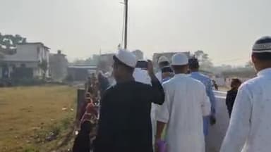 कहरा: झपरा टोला स्थित ईदगाह में शांतिपूर्ण माहौल में अदा की गई नमाज़, देश में अमन-चैन की मांगी गई दुआ