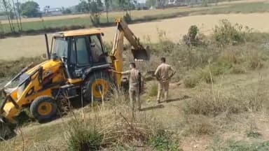 पीलीभीत: जगतपुर गांव के पास ट्रेन से कटकर दो गोवंश पशुओं की हुई मौत, एक घायल, सूचना पर पहुंची पुलिस
