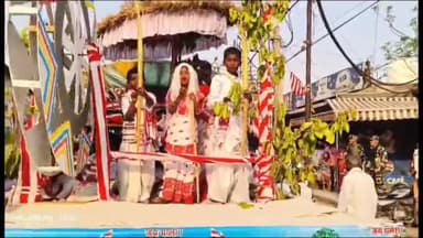 लोहरदगा: लोहरदगा में धूमधाम से मना सरहुल, संस्कृति, सौहार्द और आस्था के रंग में रंगा शहर, झांकियों और ढोल-नगाड़ों की गूंज से गूंजा