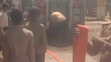 घाटमपुर: अरंजराय गांव में घर में लगी आग, पूरी गृहस्थी जलकर हुई खाक