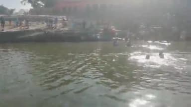 मुंगेर: चैती छठ को लेकर डीएम के निर्देश पर शहर के विभिन्न गंगा घाटों पर गोताखोर तैनात