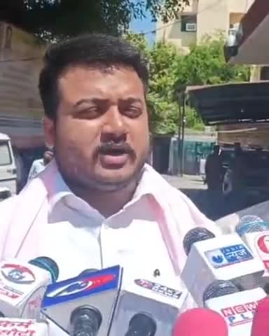 कानपुर: भारतीय जनता पार्टी किसान मोर्चा ने कानपुर जिलाधिकारी को सौंपा 7 सूत्रीय मांगों का ज्ञापन, भाजपा जिलाध्यक्ष ने दी जानकारी