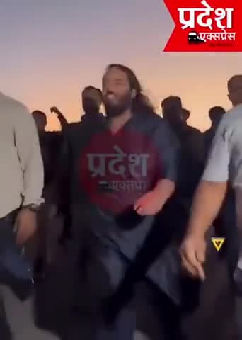 *प्रदेश एक्सप्रेस*

जामनगर से द्वारकाधीश तक पदयात्रा पर निकले अनंत अंबानी

अनंत अंबानी गुजरात में 140 किलोमीटर से ज़्