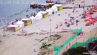 मिर्ज़ापुर: वरिष्ठ पुलिस अधीक्षक के निर्देशन में चैत्र नवरात्र मेला में अराजकतत्वों पर पुलिस ड्रोन और सीसीटीवी से रख रही है नजर