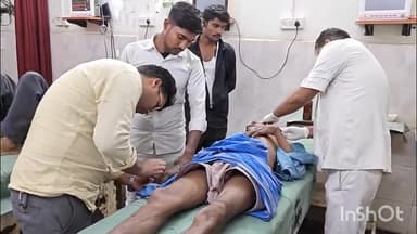 मिर्ज़ापुर: रेलवे स्टेशन के प्लेटफार्म नंबर दो पर ट्रेन की चपेट में आने से एक व्यक्ति गंभीर रूप से घायल, ट्रामा सेंटर में इलाज जारी