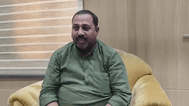 मंझनपुर: कौशाम्बी जिला पंचायत अध्यक्ष प्रतिनिधि के बिगड़े बोल: पुष्पेंद्र सरोज न हिंदू हैं, न मुसलमान, दलित राजनीति बंद करें