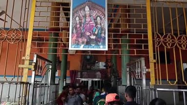 मुंगेर: चैती नवरात्रा: चंडिका स्थान में पूजा अर्चना के लिए उमड़ी श्रद्धालुओं की भीड़
