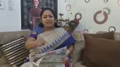 साले फ्री का खाते हैं…… 10 रू की फ़ीस में पढ़ते हैं, फ़ीस बढ़ने का विरोध करते हो, देशद्रोही!! जेएनयू को तुरंत बंद करना च