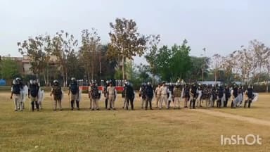 बरहट: पुलिस ने विभिन्न त्यौहारों को शांतिपूर्ण संपन्न कराने के लिए मलयपुर केंद्र में दंगा निरोधक दस्ता का कराया मॉक ड्रिल