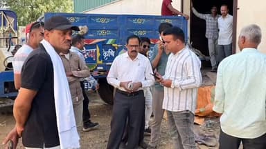 दलौदा: दलोदा रेल स्थित मेहता वेयरहाउस का एसडीएम ने किया निरीक्षण, किसानों से की चर्चा