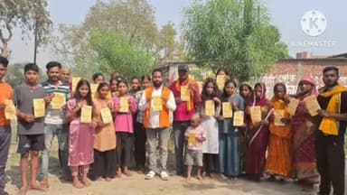 नरपतगंज: बजरंग दल के पूर्व जिला संयोजक ने पलासी पहुंचकर लोगों से रामनवमी शोभायात्रा में शामिल होने की अपील की