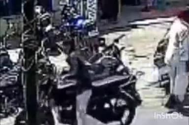 बाली: फालना में बैंक के बाहर से बाइक हुई चोरी, 10 मिनट तक चोर ने की रेकी, सीसीटीवी में पैदल जाते दिखा बदमाश