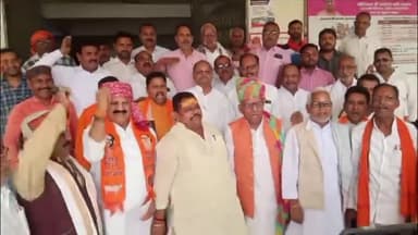 ज्ञानपुर: सरपतहा स्थित कलेक्ट्रेट पहुंचकर विश्व हिंदू महासंघ ने राणा सांगा पर आपत्तिजनक टिप्पणी का किया विरोध, सौंपा ज्ञापन