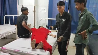 झालरापाटन: उम्मेदपुरा के पास दो बाइकों की भिड़ंत, हादसे में दोनों बाइकों पर सवार 4 लोग घायल, जिला अस्पताल में किया गया उपचार