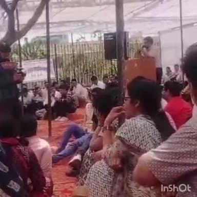 बांसवाड़ा: राजस्थान राजस्व मंत्रालयिक कर्मचारी संघ के धरना प्रदर्शन में जयपुर में बांसवाड़ा जिले के कर्मचारियों ने लिया भाग