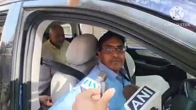 संभल: संभल में दिल्ली से आए संगठन के लोगों को शाही जामा विवादित स्थल के पास पूजा अर्चना करने की जानकारी मिलते ही पुलिस ने रोका