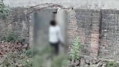 इटावा: गिरजा कॉलोनी में खाली पड़े प्लॉट में संदिग्ध परिस्थितियों में फांसी के फंदे पर लटका मिला व्यक्ति का शव, जांच शुरू