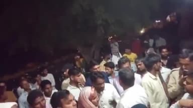 धनौरा: मंडी धनौरा के गांव पेली तगा शराब की दुकान पर हंगामा, सेल्समैन के साथ मारपीट, वीडियो हुआ वायरल, तीन गिरफ्तार