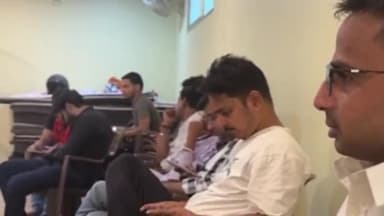 बक्सर: बक्सर के आर्ट ऑफ लिविंग सेंटर में रुद्रा गुरुकुल ट्रस्ट ने लगाया स्वास्थ्य परीक्षण शिविर