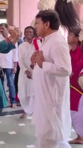 दिल्ली कालीबारी मंदिर में नवरात्रि के नौवें दिन माता सिद्धिदात्री का ध्यान कर हवन में शामिल होकर आध्यात्मिक शक्ति और सकारात्मक परिवर्तन की भावना को बढ़ाएं 🙏🙏💐💐