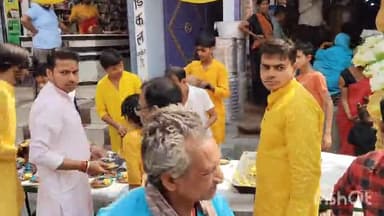 सुपौल: सुपौल के महावीर चौक पर रामनवमी के मौके पर युवाओं ने किया भंडारे का आयोजन