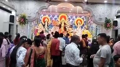 लखीसराय: चैत्र नवरात्र के दशमी पर सूरजगढ़ा बड़ी दुर्गा मंदिर में उमड़ी श्रद्धालुओं की भीड़