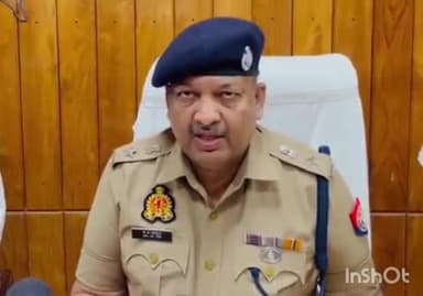 बहराइच: जिले में दो क्षेत्राधिकारियों का हुआ तबादला; प्रभारी थानाध्यक्ष, चौकी इंचार्ज और पूरी स्वाट टीम को किया लाइन हाजिर