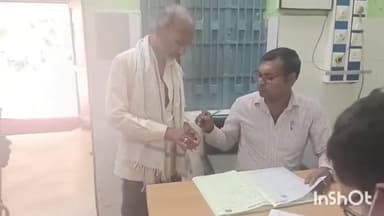 हिलसा: हिलसा के पटेल नगर में बदमाशों ने एक व्यक्ति पर हमला कर घायल किया