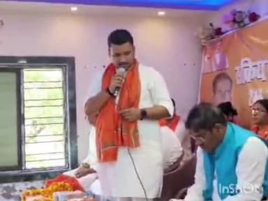 अरवल: विधान पार्षद ने जिला मुख्यालय के सक्रिय कार्यकर्ताओं को किया सम्मानित