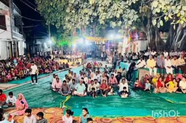 देसूरी: सादड़ी में भक्ति संगीत की रात में गूंजे रामदेव और महाकाली के जयकारे, कलाकारों ने भजनों से बांधा समां