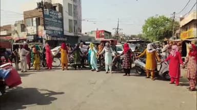 भिवानी: पानी की समस्या के चलते दादरी गेट क्षेत्र वासियो ने किया दिल्ली पिलानी हाईवे रोड़ को जाम, मौके पर पहुंची पुलिस #jansamasya