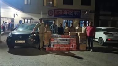 इंदौर: आजाद नगर पुलिस ने पेट्रोलिंग के दौरान 540 लीटर बीयर के साथ दो आरोपियों को गिरफ्तार किया, अलग-अलग राज्यों की नंबर प्लेट बरामद