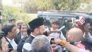 संभल: नखासा परिसर में संभल सपा सांसद से एसआईटी टीम ने 3 घंटे से अधिक की पूछताछ की, सांसद अपने घर को हुए रवाना