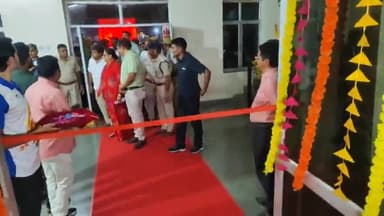 झालरापाटन: विजया राजे सिंधिया राजकीय खेल संकुल में पूर्व मुख्यमंत्री वसुंधरा राजे ने खेल दीर्घा का उद्घाटन किया
