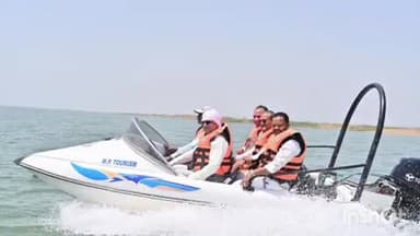 ब्यौहारी: सरसी आइलैंड रिसॉर्ट पहुंचे सांसद डॉ. राजेश मिश्रा, किया निरीक्षण