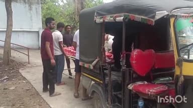 लखीसराय: लखीसराय-बड़हिया रेलखंड के डुमरी हाल्ट के पास ट्रेन की चपेट में आने से एक व्यक्ति की हुई मौत, कराया गया पोस्टमार्टम