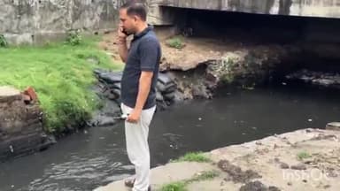 गोरखपुर: लगातार हो रही बारिश के मद्देनज़र नगर आयुक्त ने महानगर के विभिन्न स्थानों का किया निरीक्षण, दिए आवश्यक दिशा-निर्देश