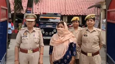 बरेली: सीबीगंज थाना पुलिस ने 4 किलो 400 ग्राम गांजा पत्ती के साथ एक महिला आरोपी को किया गिरफ्तार